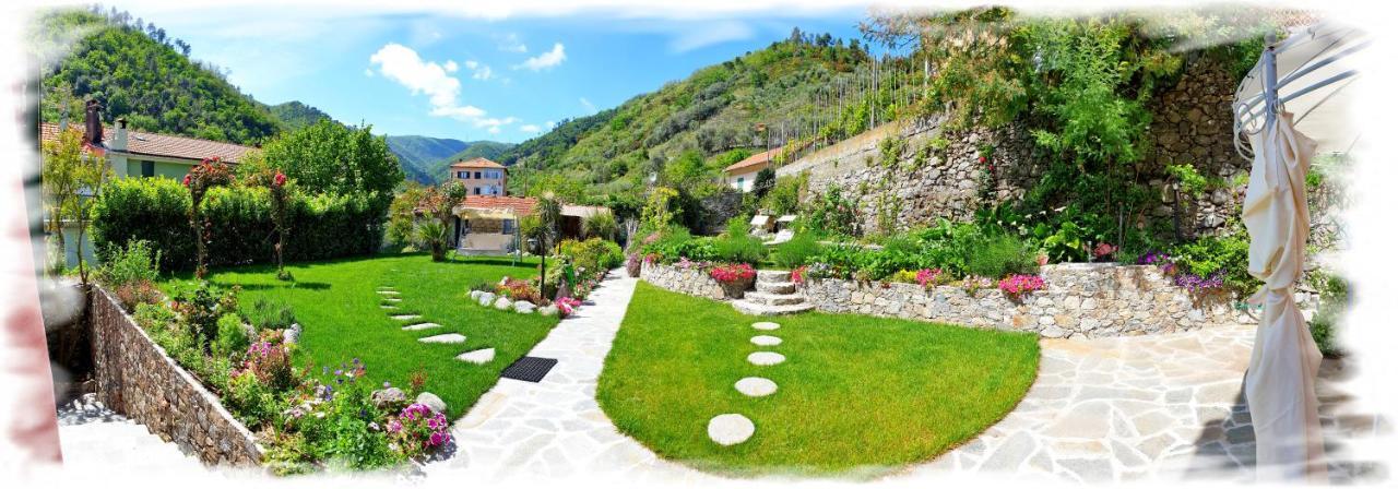 Casa Vacanze Family Albisola Superiore Exterior foto