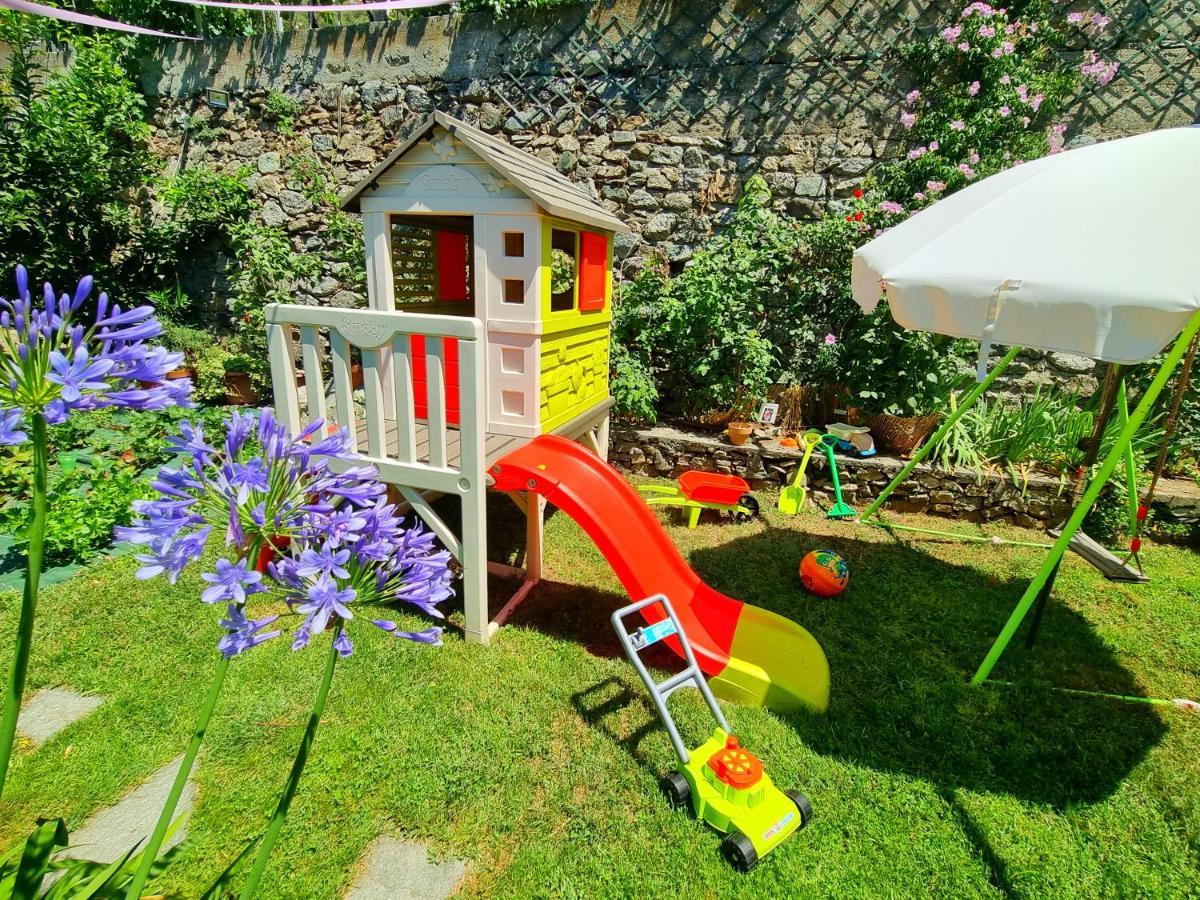 Casa Vacanze Family Albisola Superiore Exterior foto